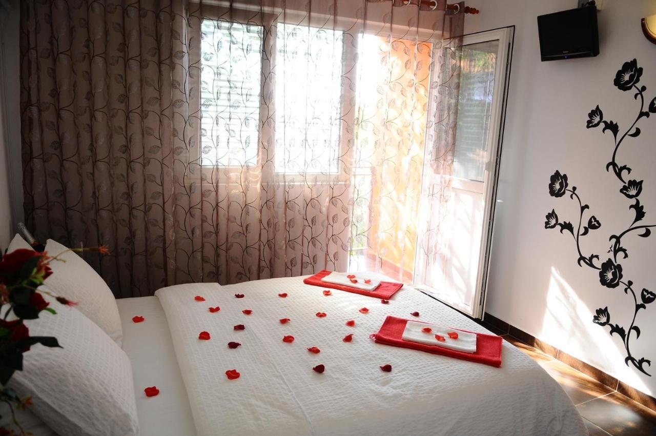Vila Floarea Etiquette Costinești Kültér fotó